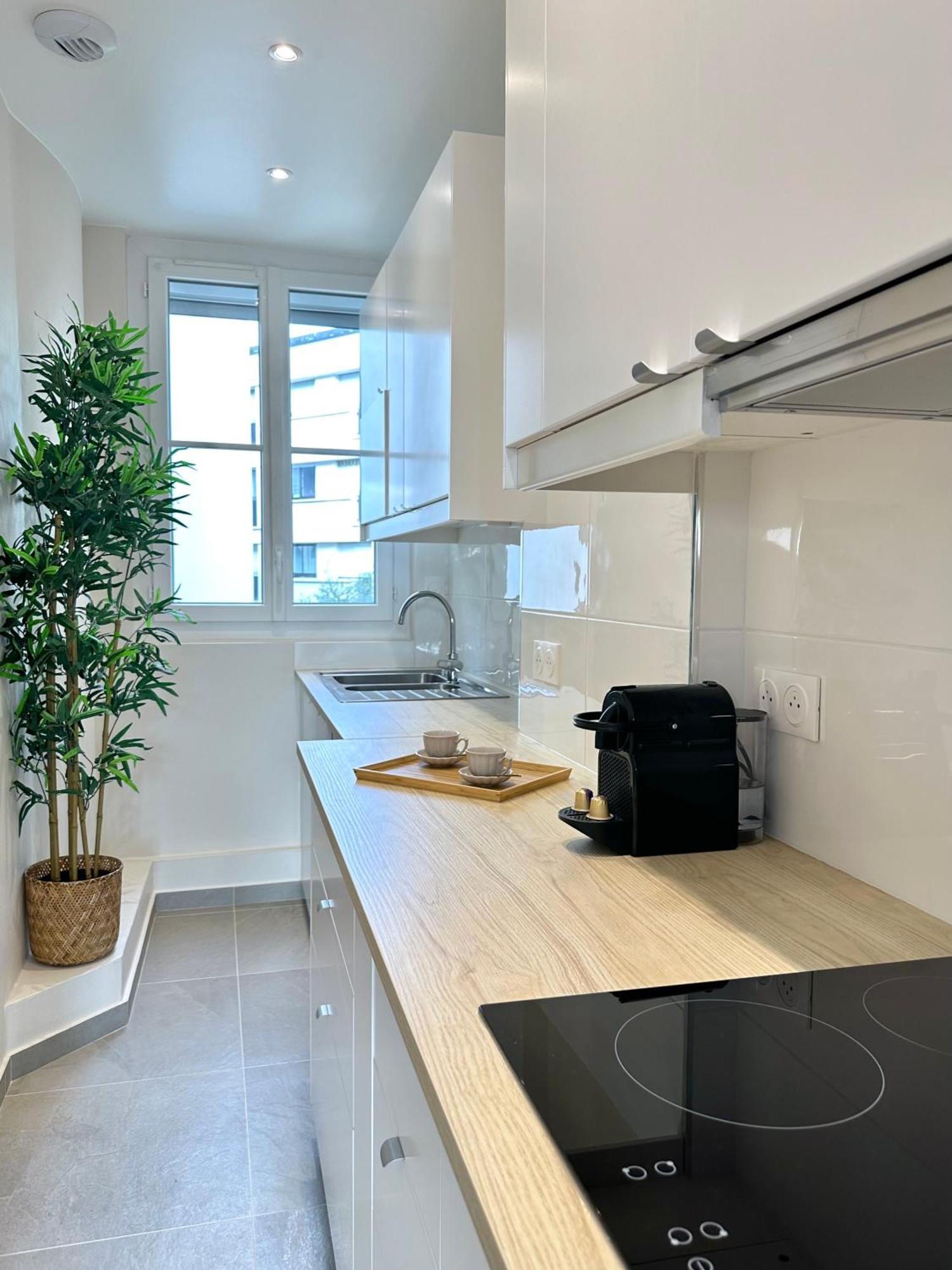 Cozy Apartments Near The Sorbonne Париж Екстериор снимка