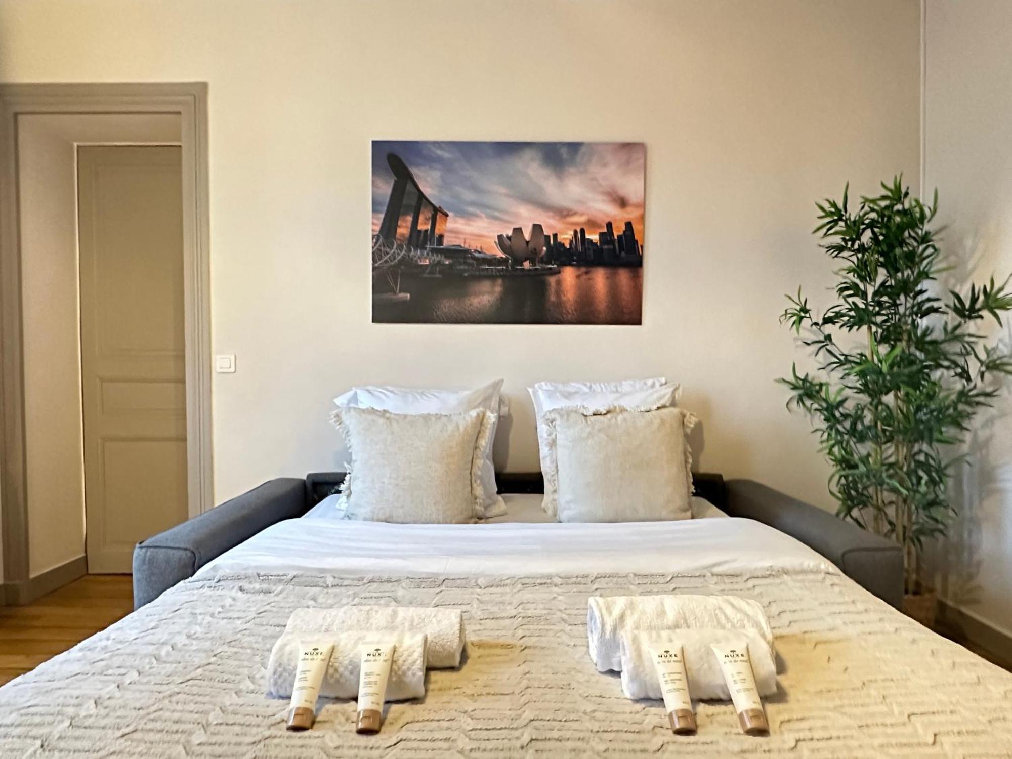 Cozy Apartments Near The Sorbonne Париж Екстериор снимка